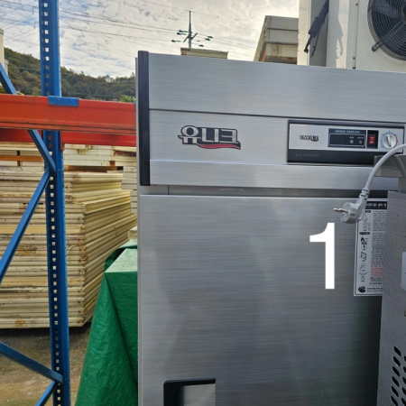 20년식 업소용 냉동고, 테이블 냉장고, 싱크대, 쇼케이스 판매합니다